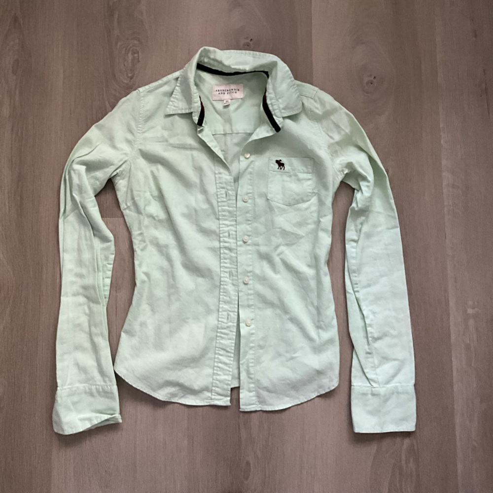 Abercrombie & Fitch Button Down Plain Green Shirt